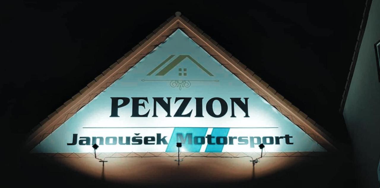 Přísečná Penzion Janousek Motorsport Cesky Krumlov酒店 外观 照片